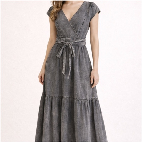 Pilcro Dresses & Skirts - Pilcro Midi Denim Dress Size 0